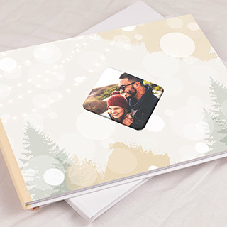 Livre photo paysage à fenêtre