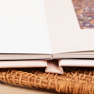 Livre photo portrait ouverture à plat